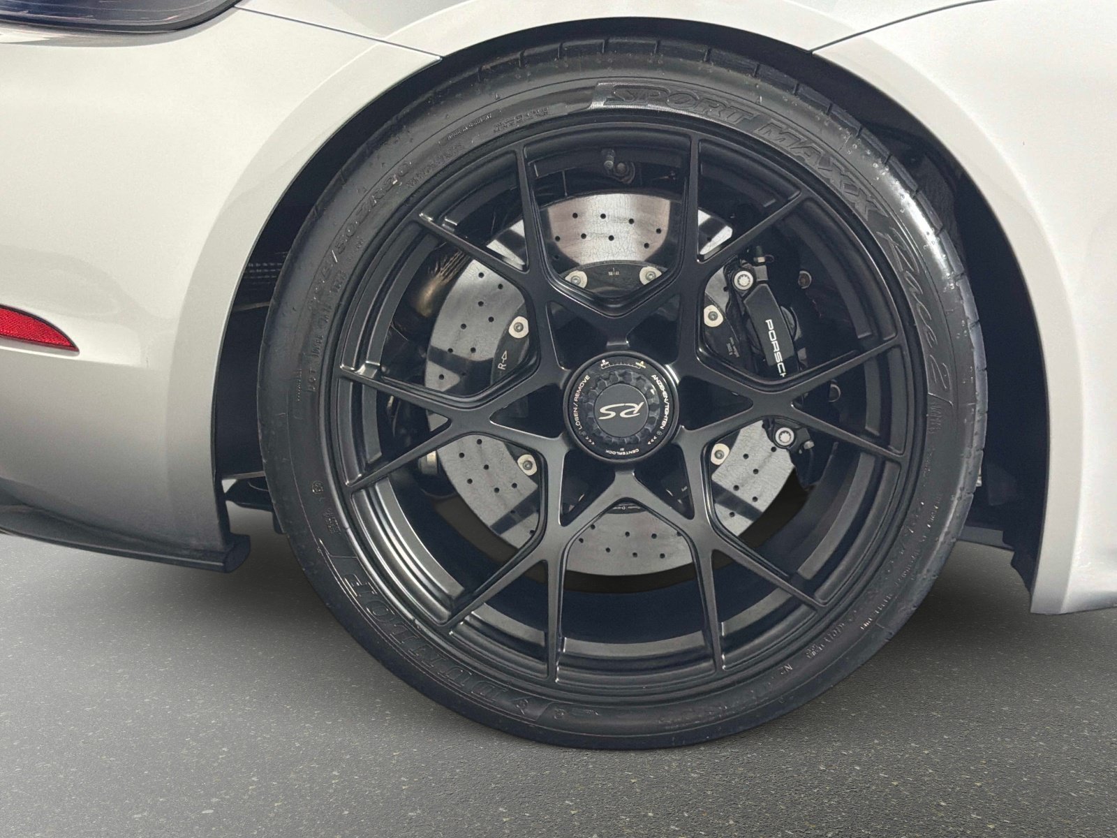 Used 2025 Porsche 718 Boxster Spyder RS RWD image 19