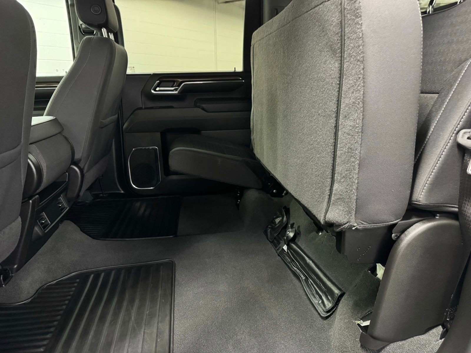 Used 2024 Chevrolet Silverado 3500 LT image 34