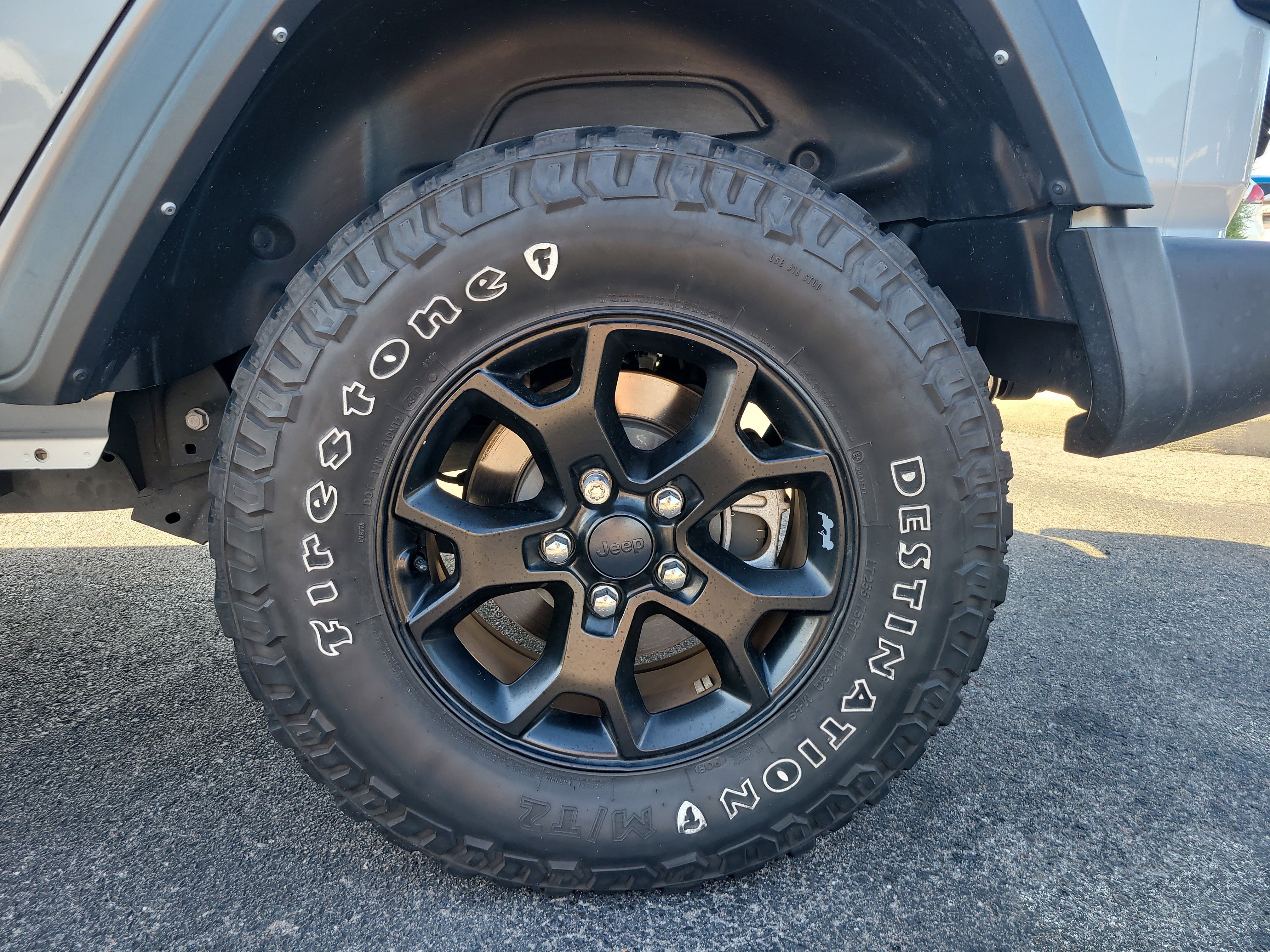 Used 2023 Jeep Wrangler Sport S image 8