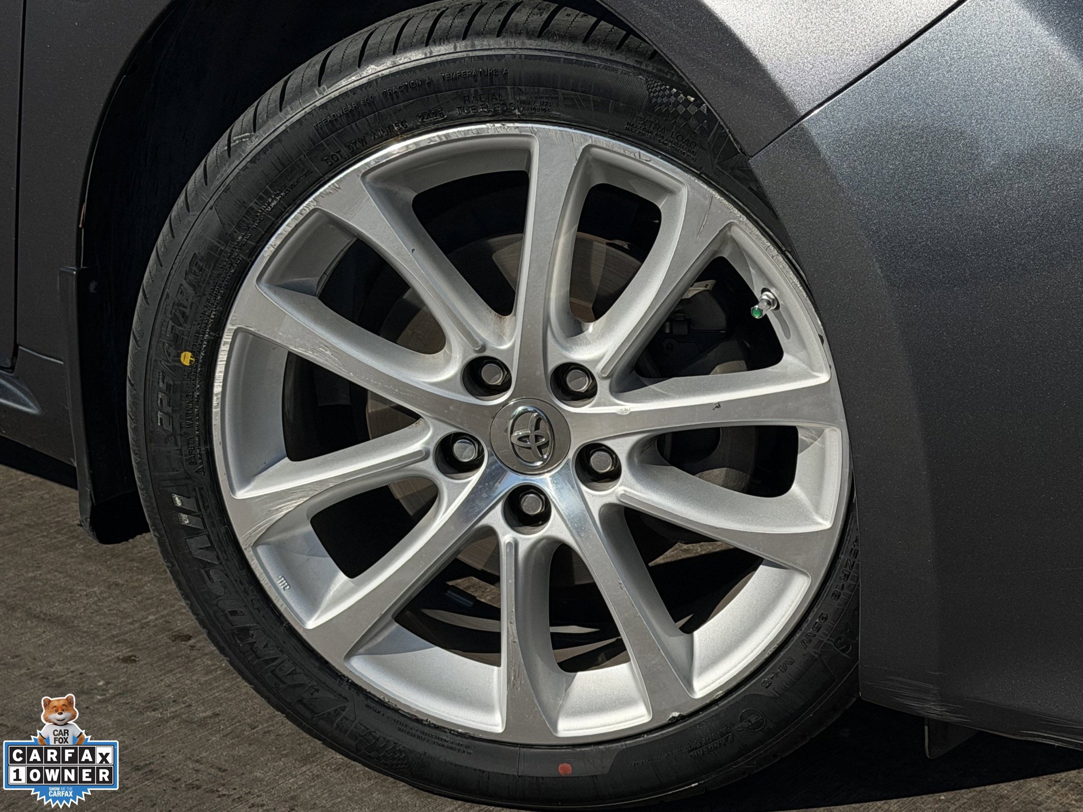 Used 2014 Toyota Avalon Limited w/ Technology Package FWD image 11