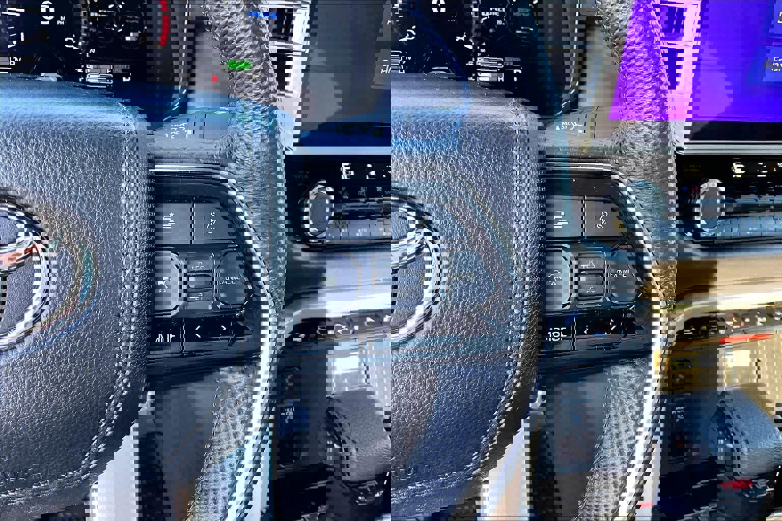 Used 2024 Toyota Tundra Platinum w/ TRD Off-Road Package image 24