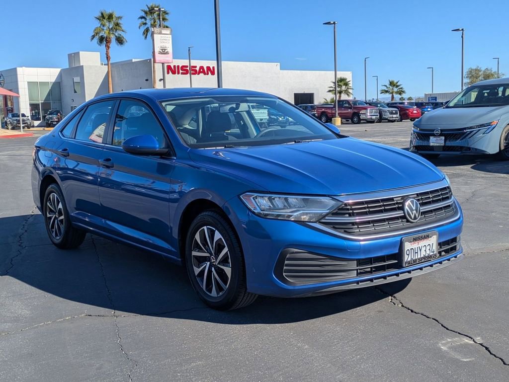 Used 2022 Volkswagen Jetta S image 6