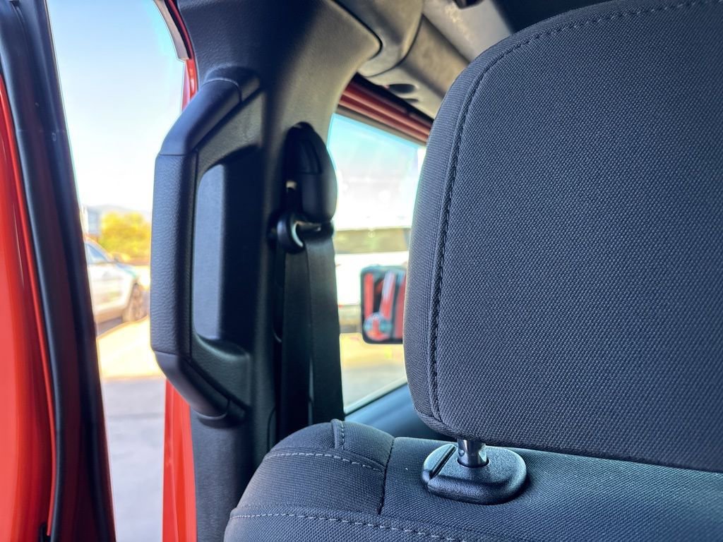 Used 2023 Jeep Gladiator Sport AWD/4WD image 44