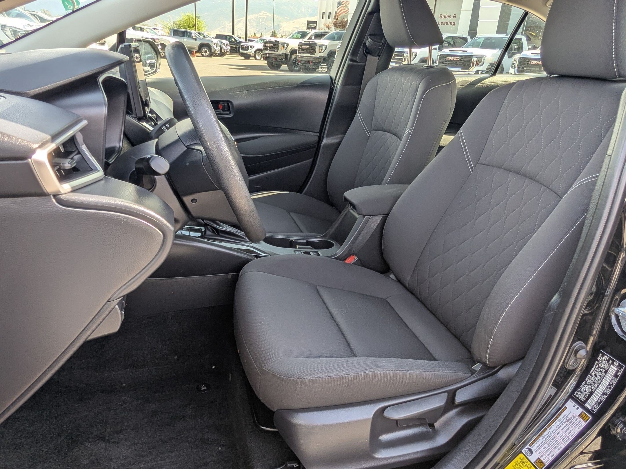 Used 2024 Toyota Corolla LE FWD image 14