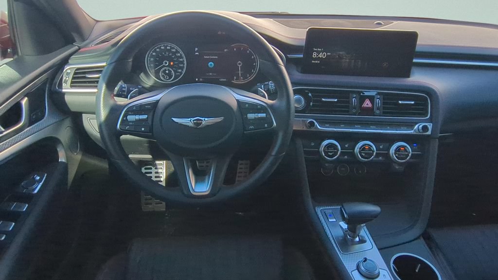 Used 2023 Genesis G70 2.0T w/ Sport Prestige Package RWD image 11