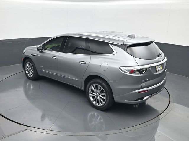 Used 2024 Buick Enclave Avenir w/ Avenir Technology Package image 20
