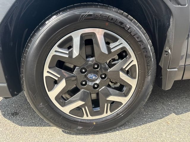 Certified 2025 Subaru Forester Premium AWD/4WD image 21