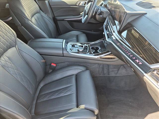 Used 2026 BMW X7 xDrive40i w/ M Sport Package AWD/4WD image 24