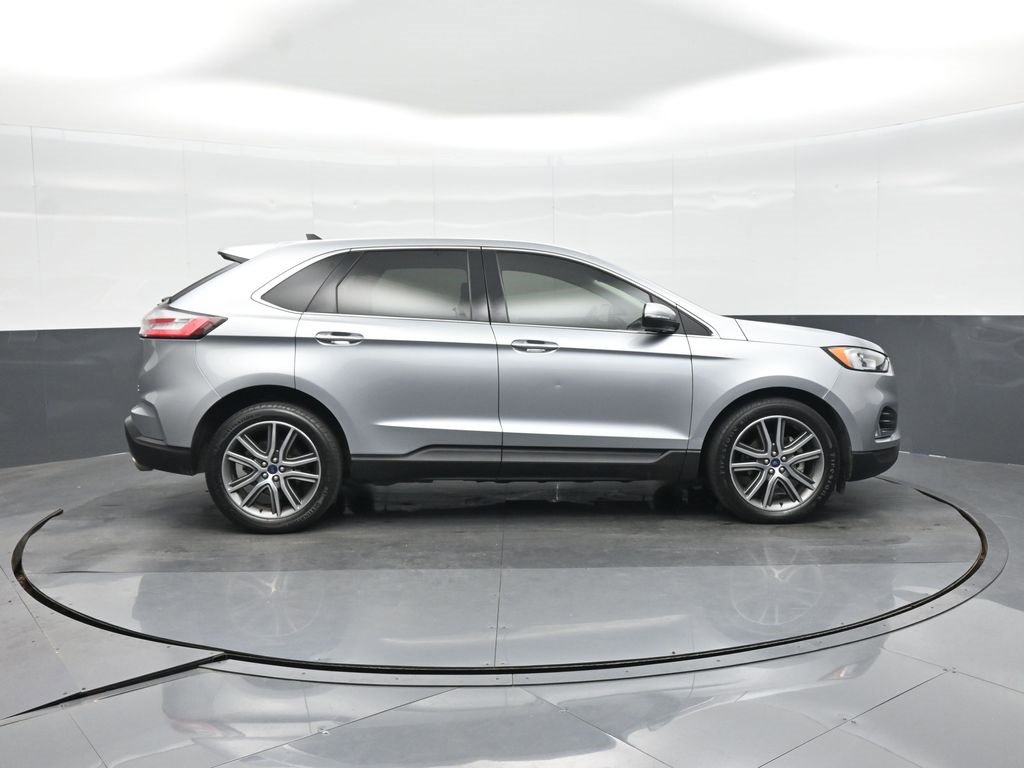 Used 2020 Ford Edge Titanium image 10