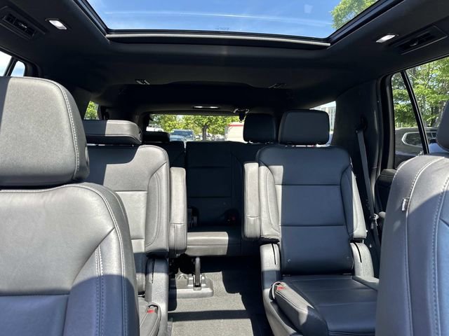 Used 2023 Chevrolet Tahoe Z71 w/ Z71 Off-Road Package AWD/4WD image 13