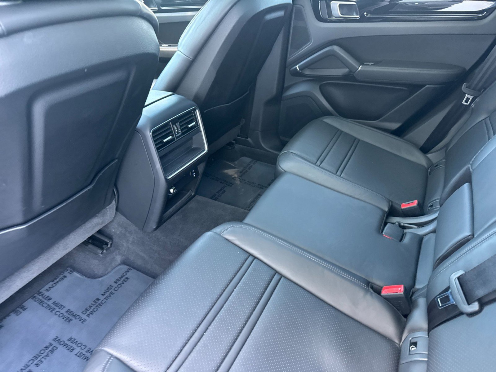 Certified 2023 Porsche Cayenne Coupe image 13