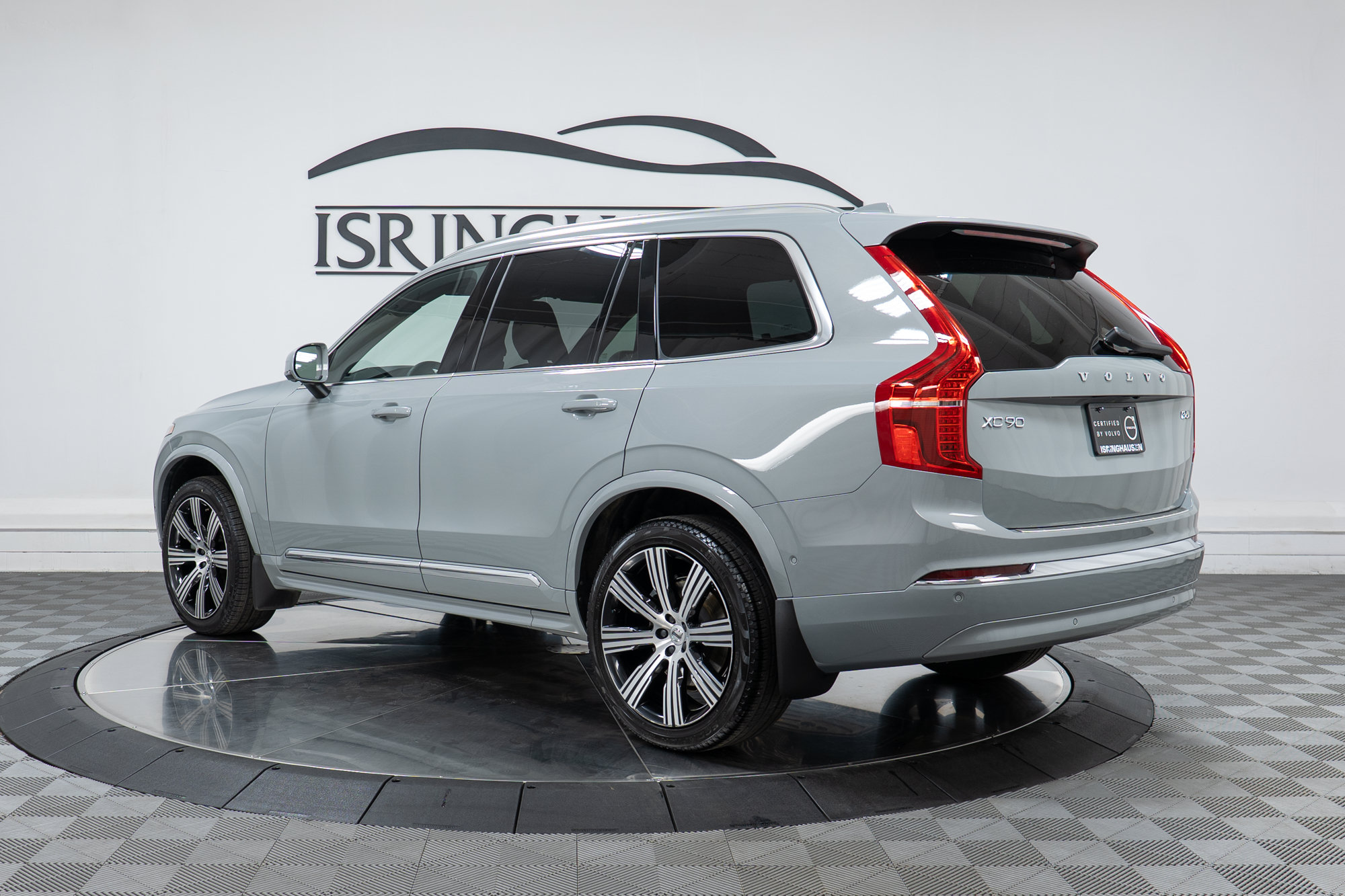 Certified 2024 Volvo XC90 B6 Ultimate w/ Protection Package Premier AWD/4WD image 7