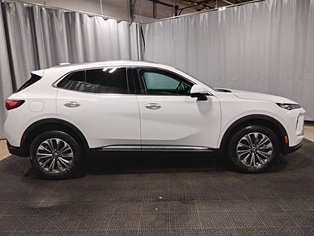 New 2025 Buick Envision Preferred image 2