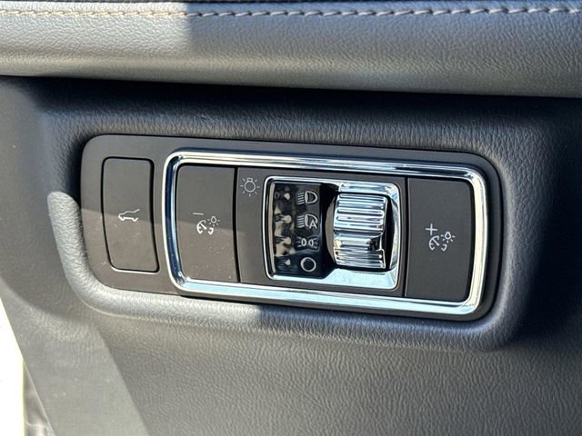 New 2026 Lincoln Aviator 2WD image 40