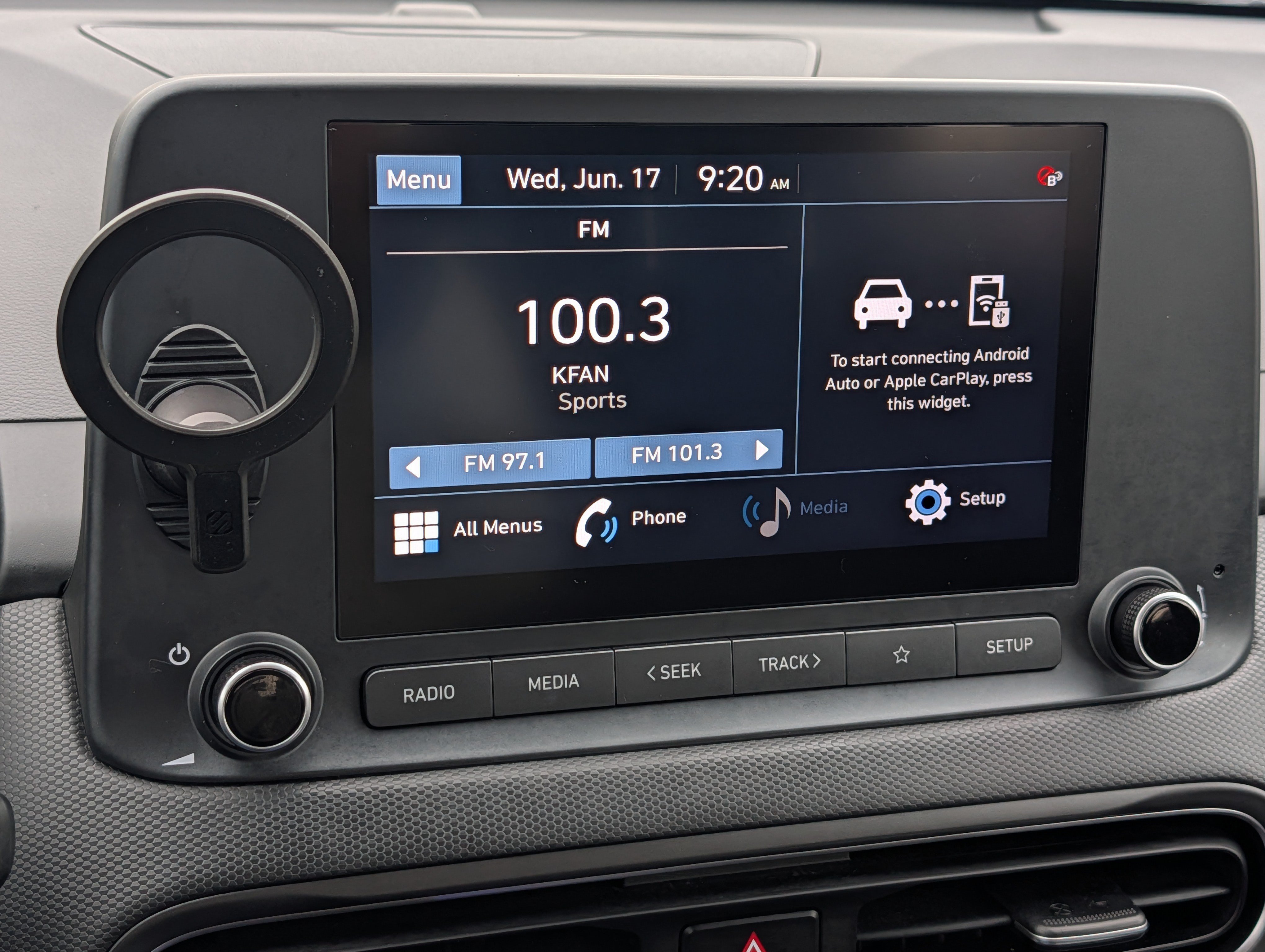 Certified 2022 Hyundai Kona SEL FWD image 22