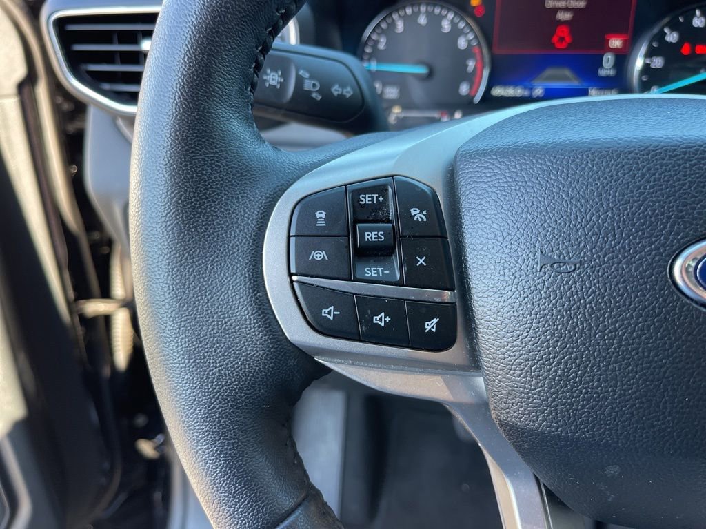 Used 2024 Ford Explorer Limited image 17