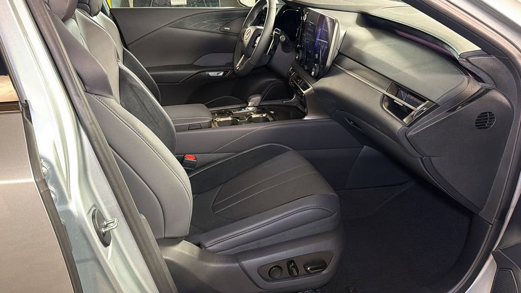 Used 2024 Lexus RX 500h F Sport w/ Convenience Package AWD/4WD image 9