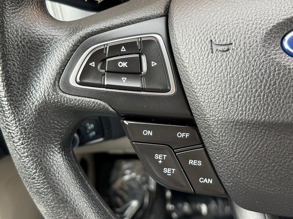 Used 2018 Ford Focus SE image 28