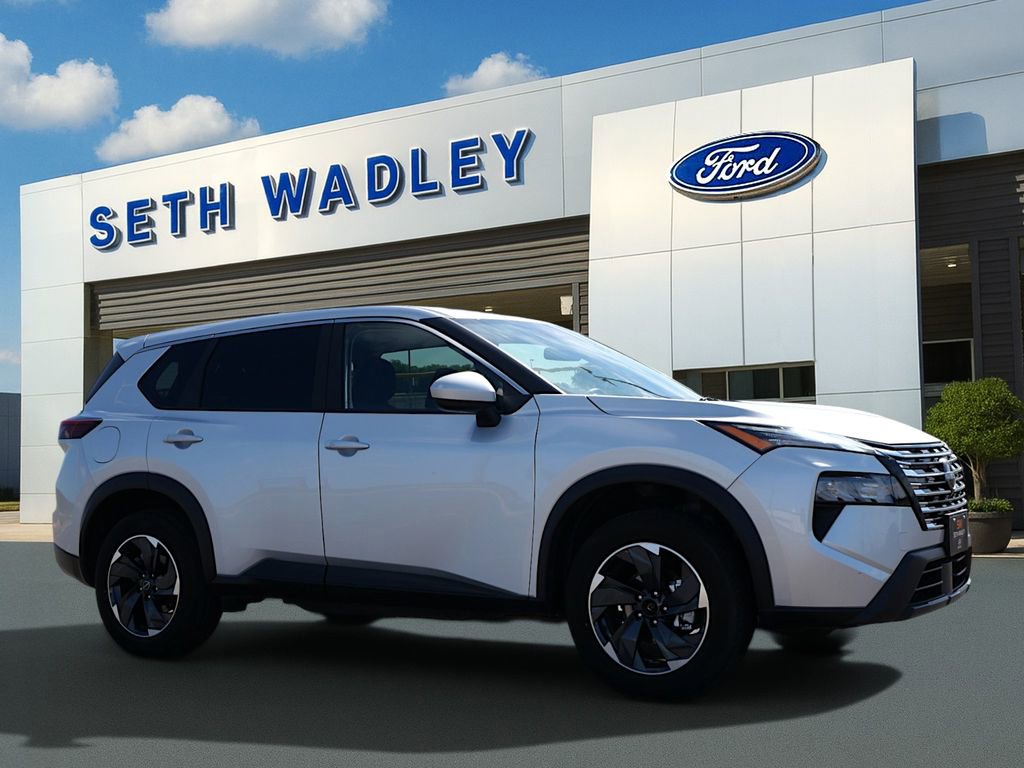 Used 2025 Nissan Rogue SV FWD image 1