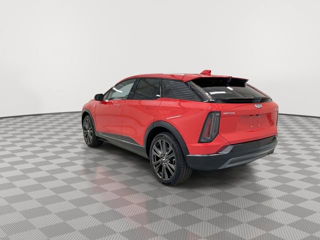 New 2025 Cadillac Optiq Sport 2 w/ LPO, Floor Liner Package AWD/4WD image 8
