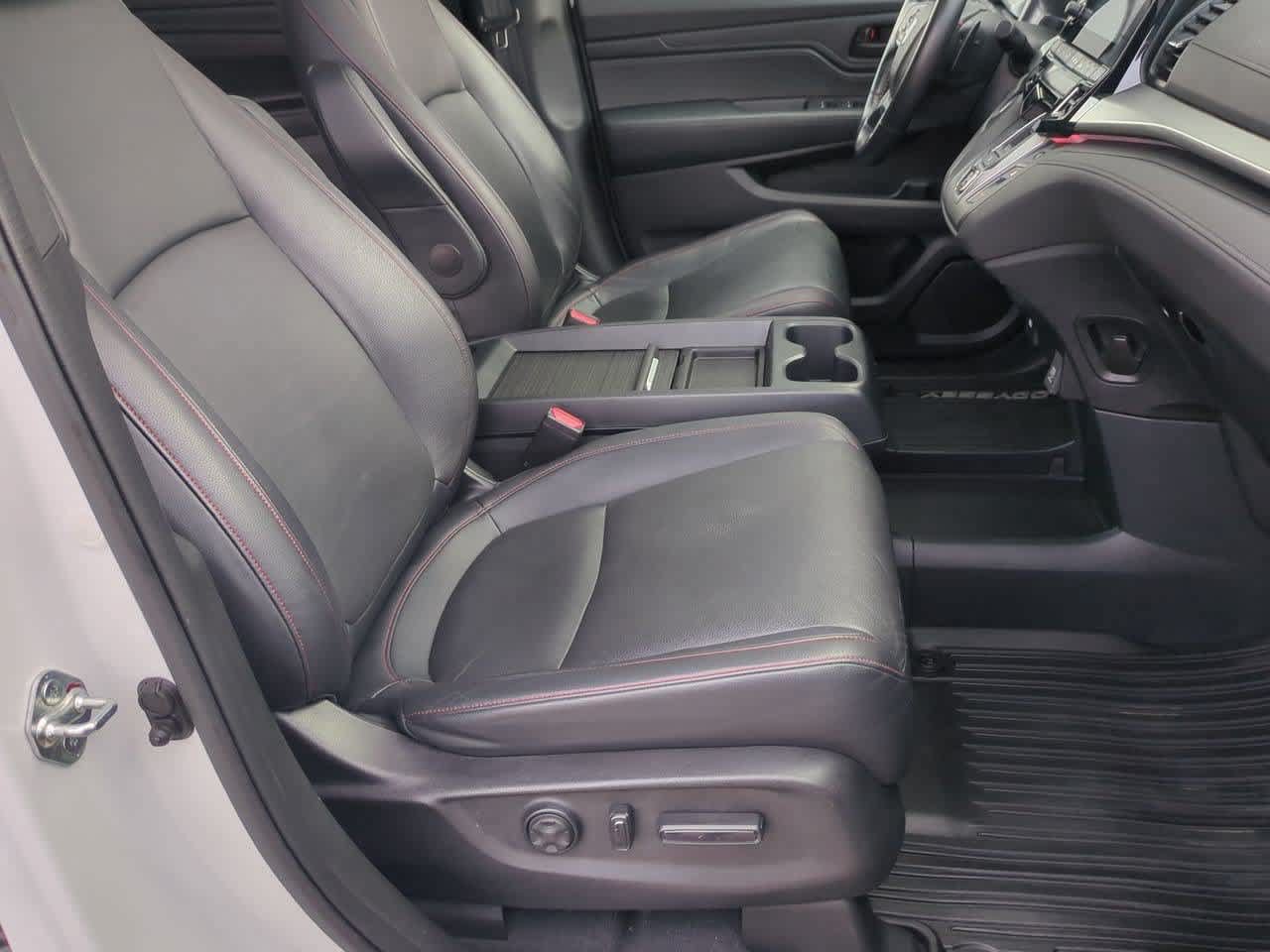 Used 2023 Honda Odyssey Sport image 22