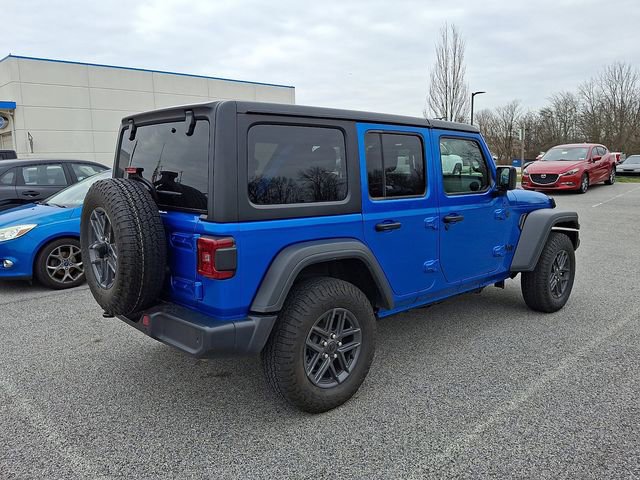 Used 2025 Jeep Wrangler Sport S image 6