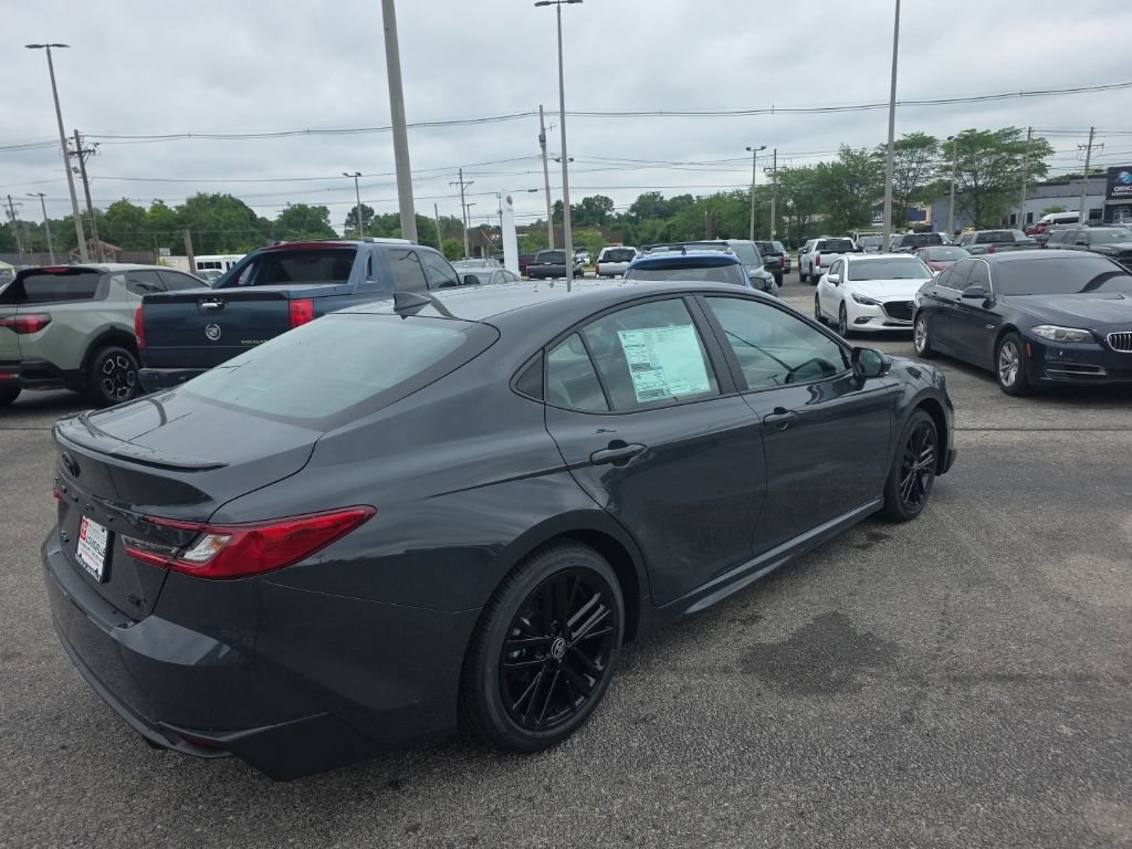 New 2026 Toyota Camry SE FWD image 4