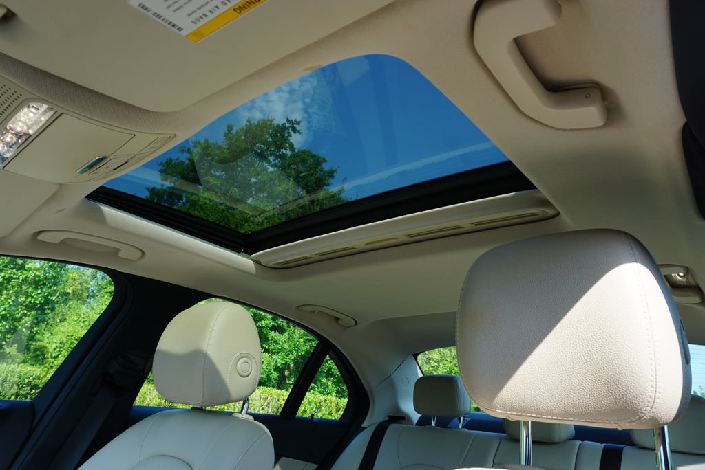 Certified 2020 Mercedes-Benz C 300 4MATIC Sedan image 14