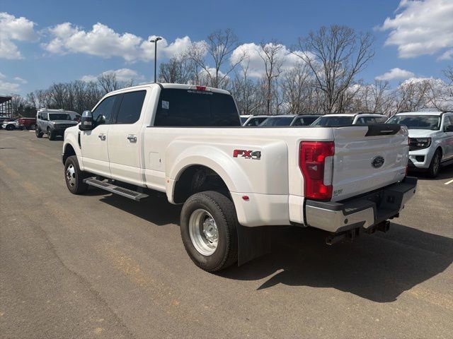 Used 2017 Ford F350 Lariat w/ Lariat Ultimate Package image 2