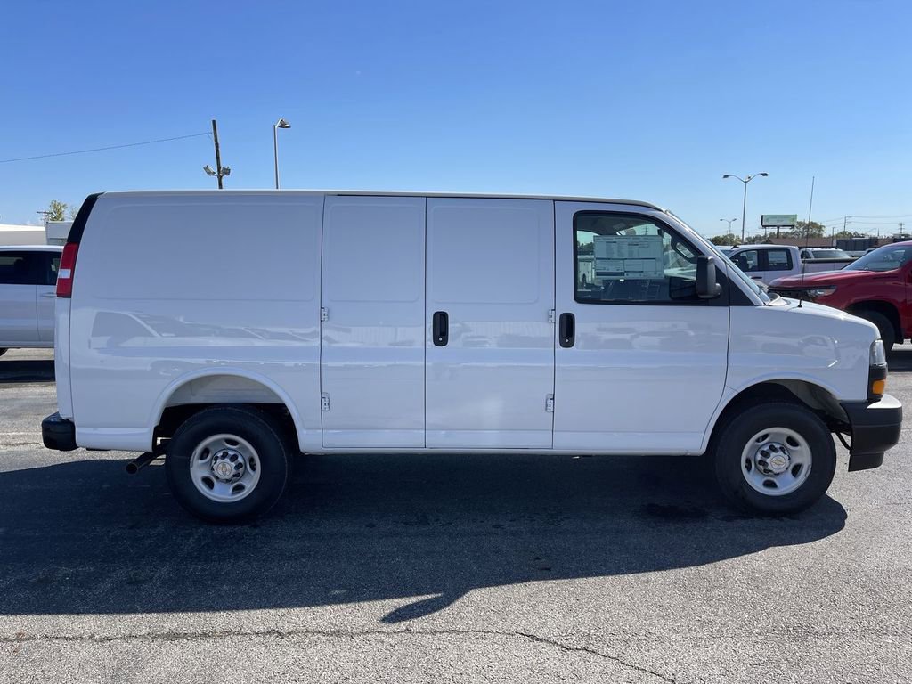 New 2025 Chevrolet Express 2500 w/ Driver Convenience Package RWD image 2