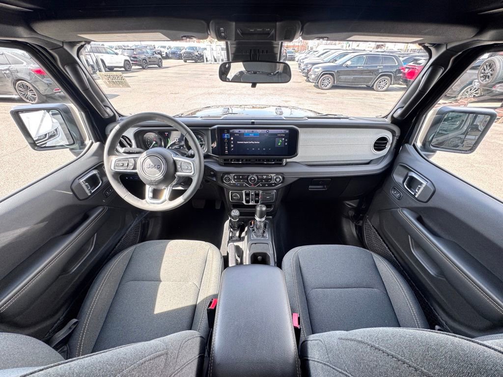 Certified 2025 Jeep Wrangler Unlimited Sahara w/ Safety Group image 10