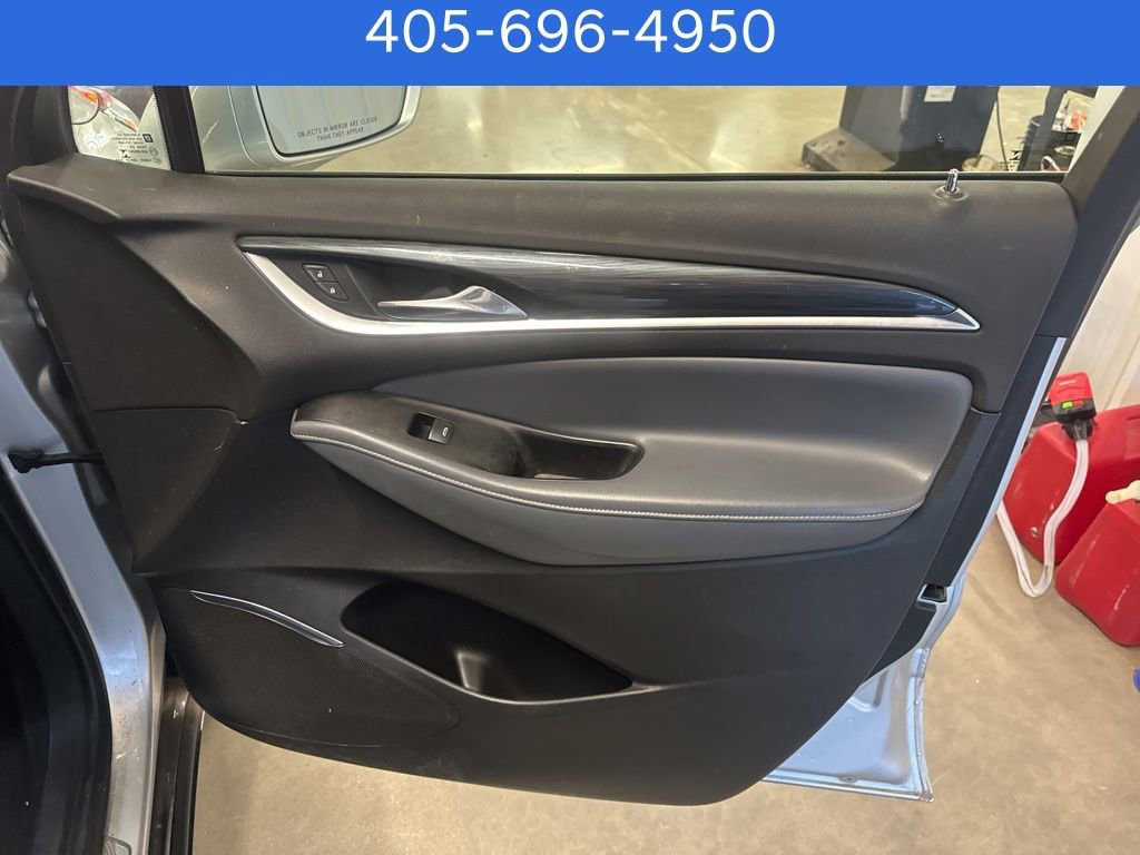 Used 2019 Buick Enclave Essence image 25