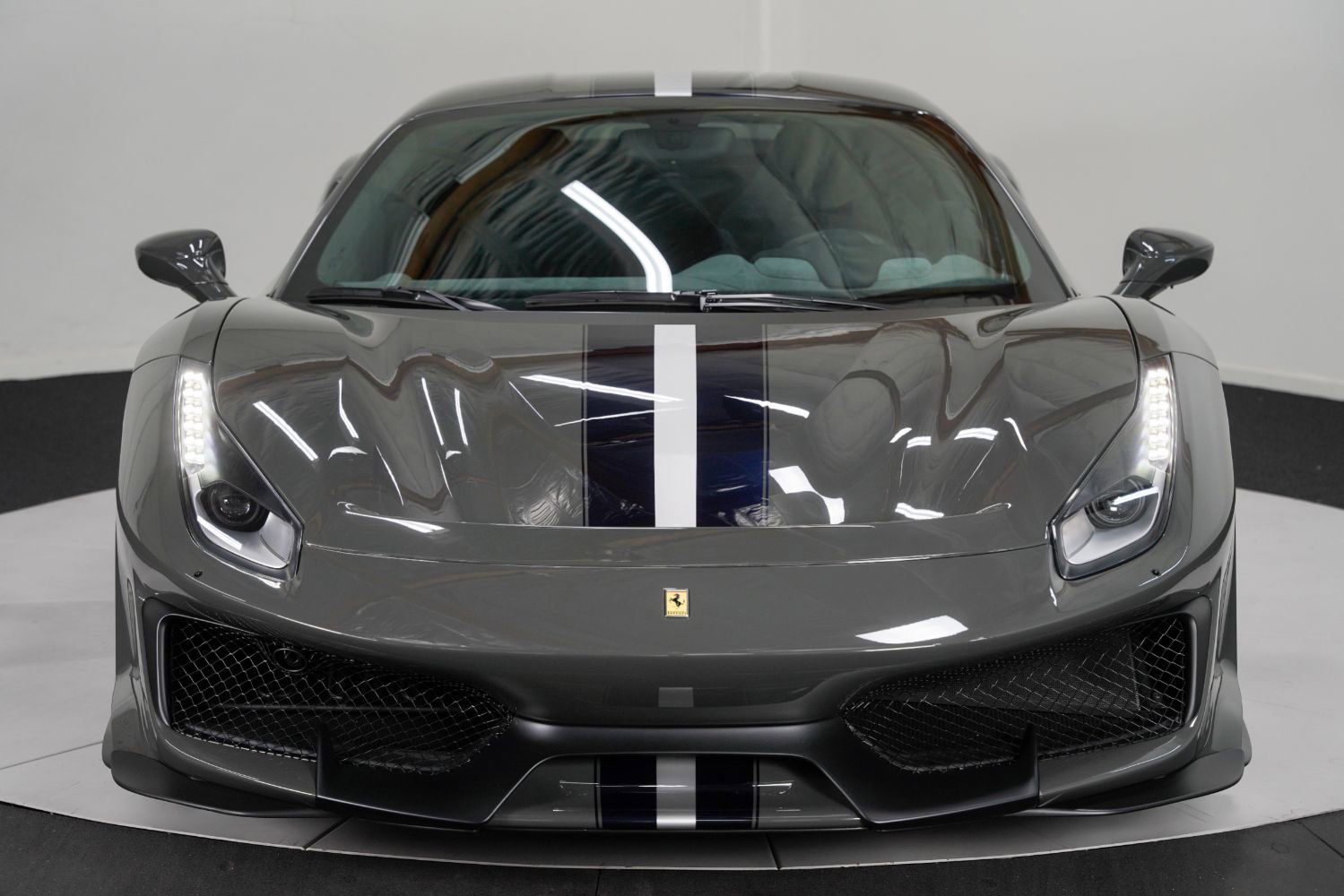Used 2020 Ferrari 488 Pista Coupe image 10