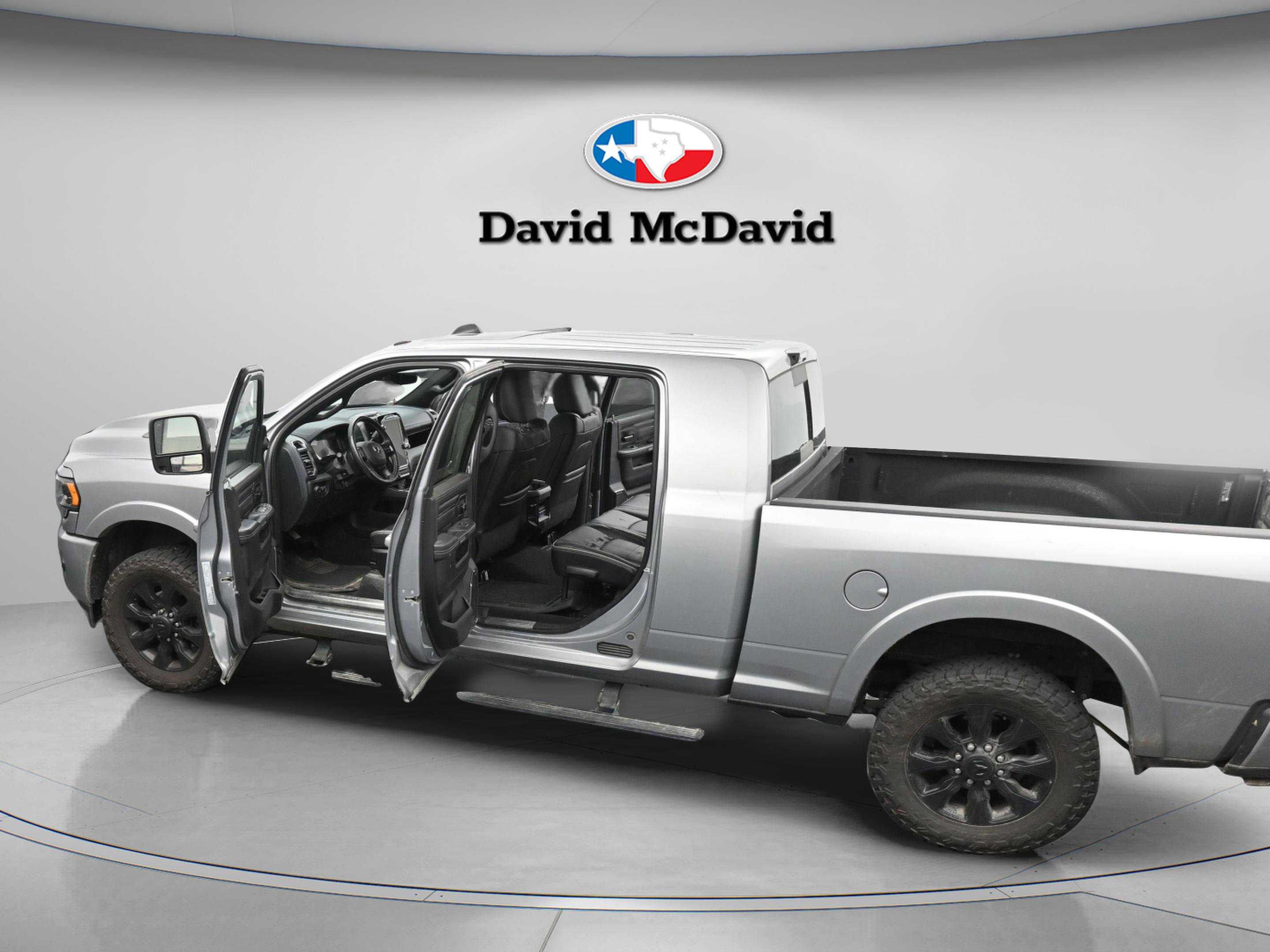 Used 2023 RAM 2500 Limited AWD/4WD image 47