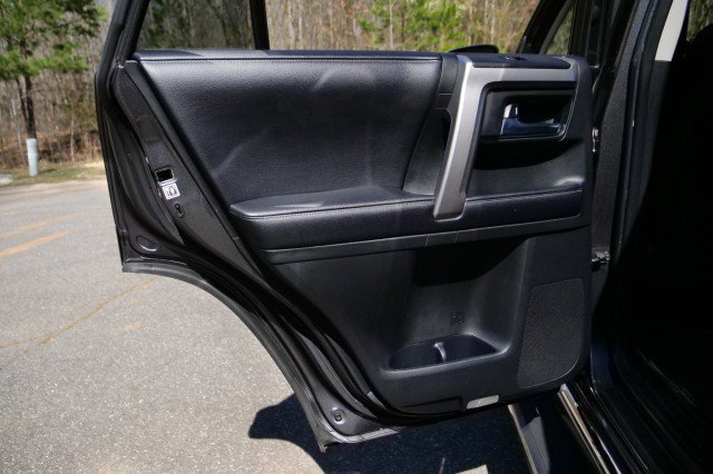 Used 2018 Toyota 4Runner Limited AWD/4WD image 26