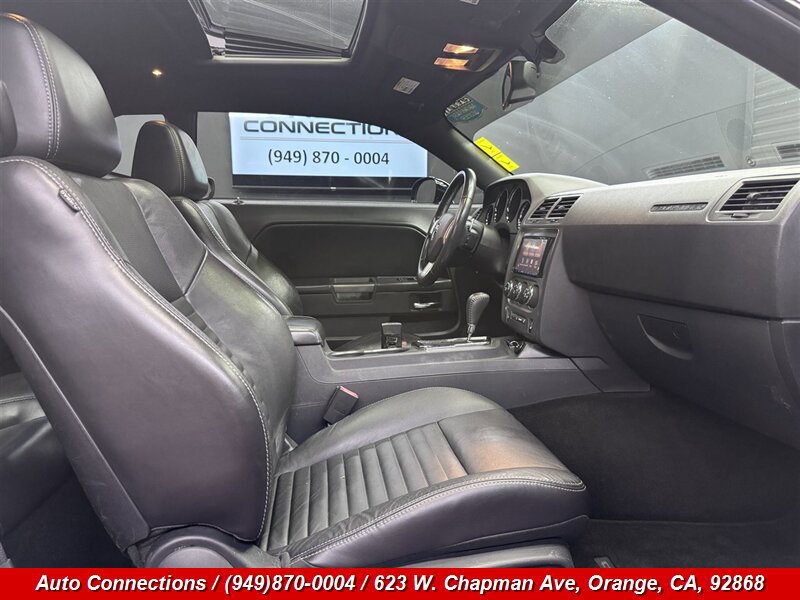 Used 2013 Dodge Challenger R/T Plus image 7