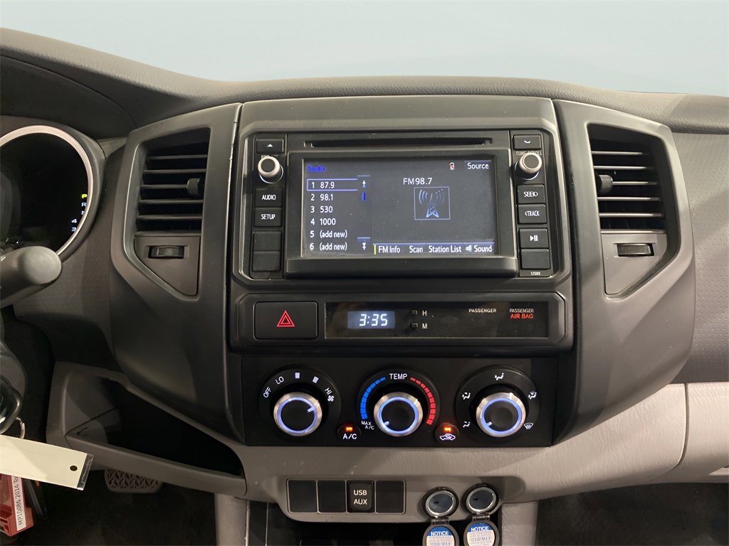 Used 2014 Toyota Tacoma PreRunner w/ Convenience Package image 13