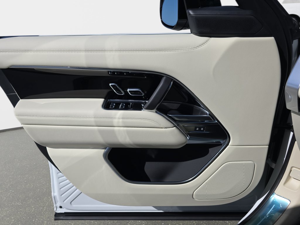 New 2027 Land Rover Range Rover SE AWD/4WD image 27
