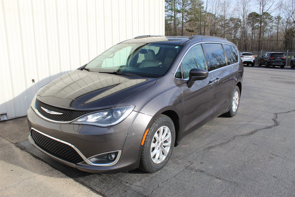 Used 2017 Chrysler Pacifica Touring-L