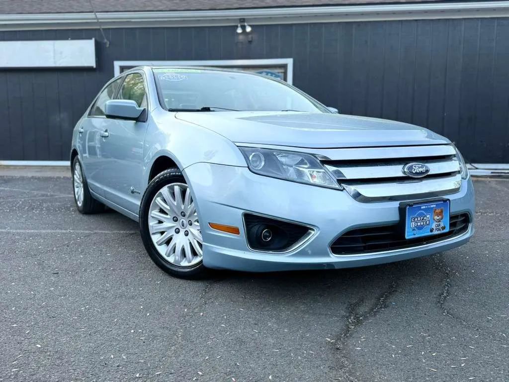 Used 2010 Ford Fusion Hybrid FWD image 1