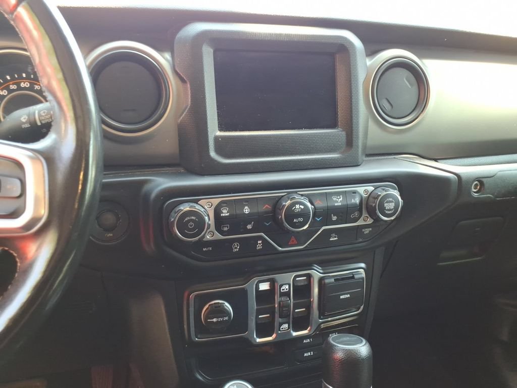 Used 2020 Jeep Gladiator Sport w/ Quick Order Package 24S AWD/4WD image 17