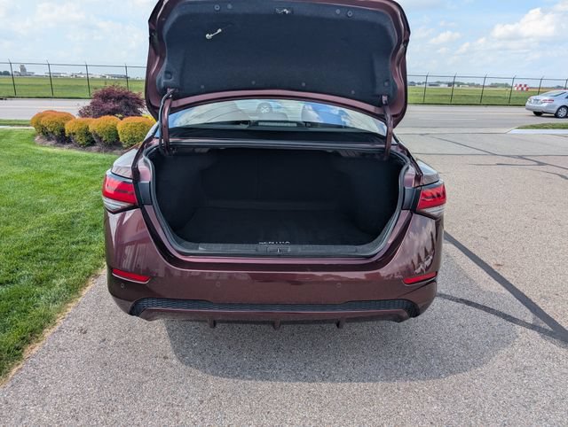 Used 2022 Nissan Sentra SV FWD image 8