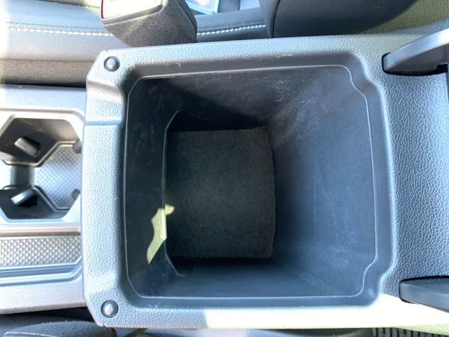 Used 2022 Volkswagen Tiguan SE image 27