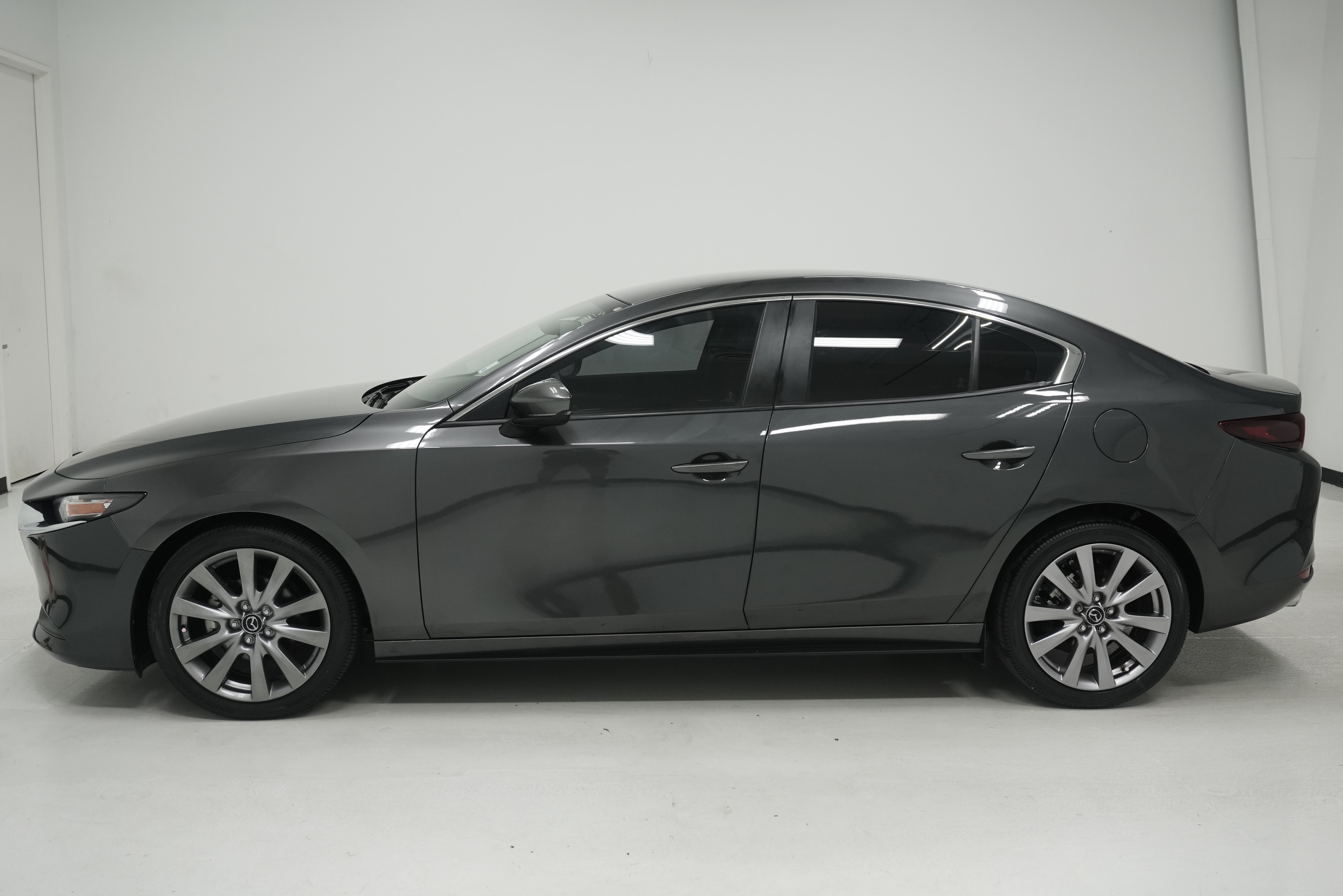 Used 2022 MAZDA MAZDA3 s FWD image 7