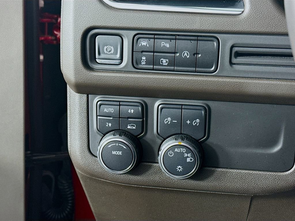 Used 2024 Chevrolet Tahoe LT w/ LT Signature Plus Package image 10