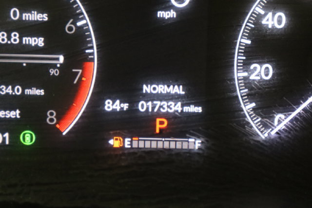 Used 2023 Honda HR-V LX image 31