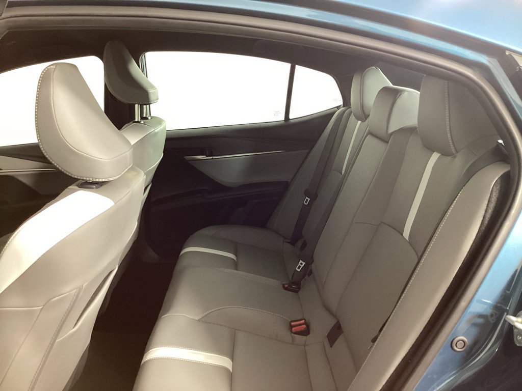 Used 2025 Toyota Camry SE w/ Convenience Package FWD image 26