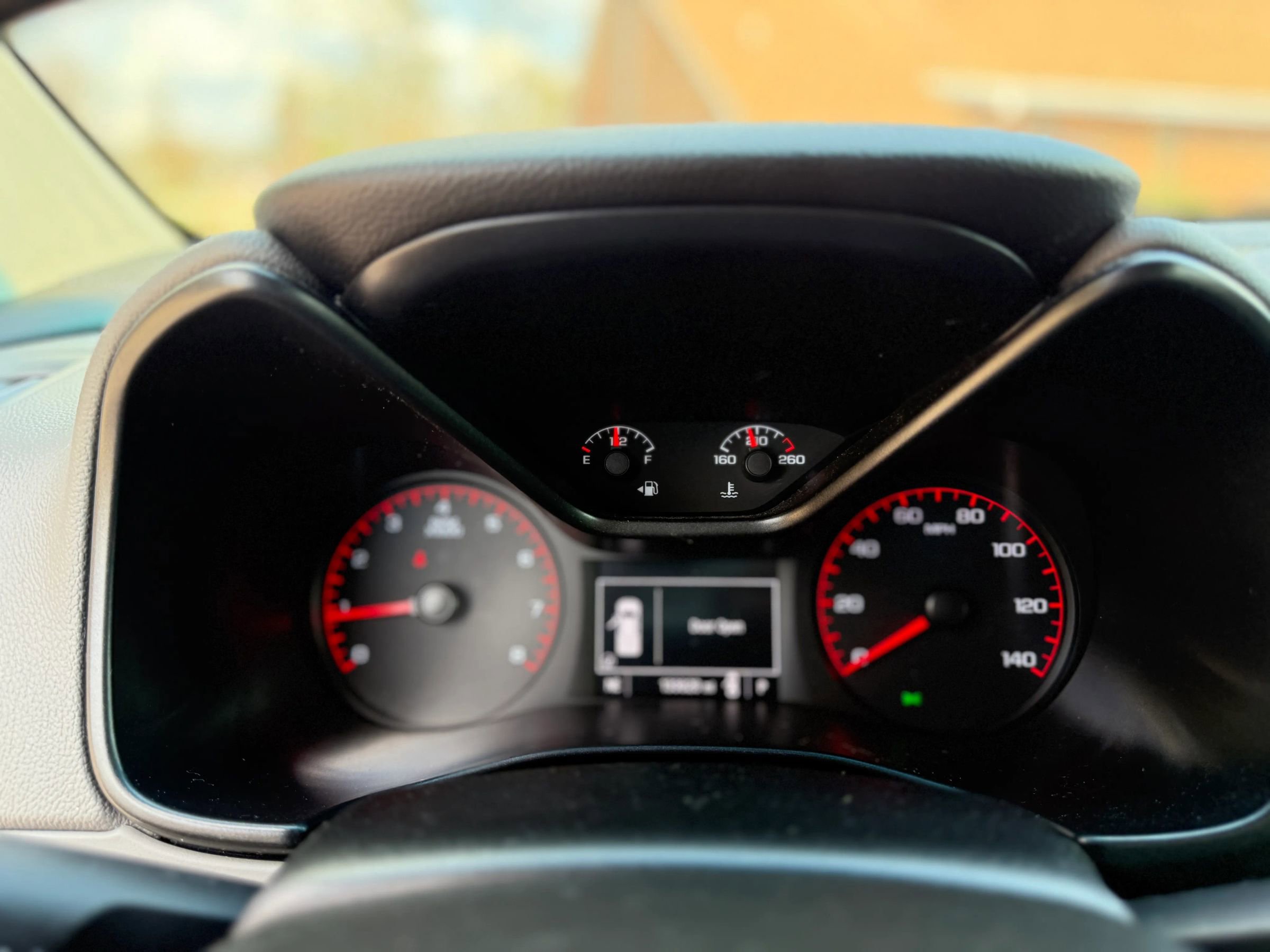 Used 2017 Cadillac Escalade Premium Luxury image 31