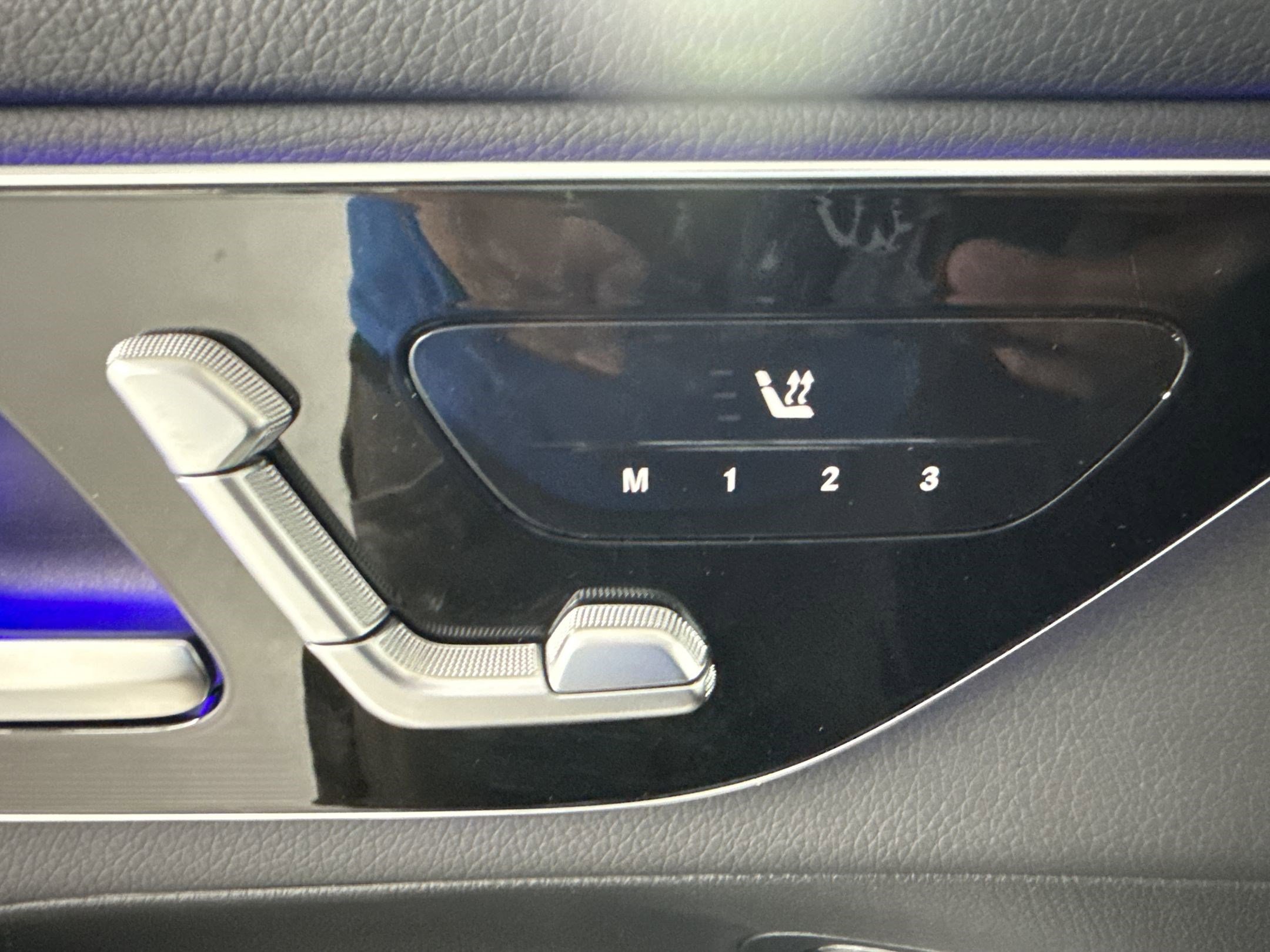 Certified 2026 Mercedes-Benz GLC 300 image 21