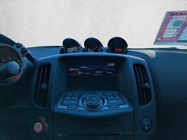 Used 2016 Nissan 370Z NISMO image 12